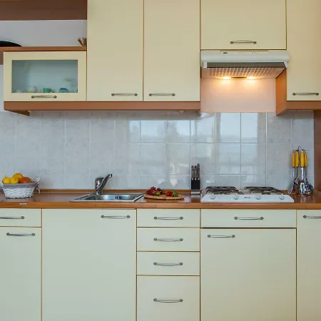 Apartament Lily *